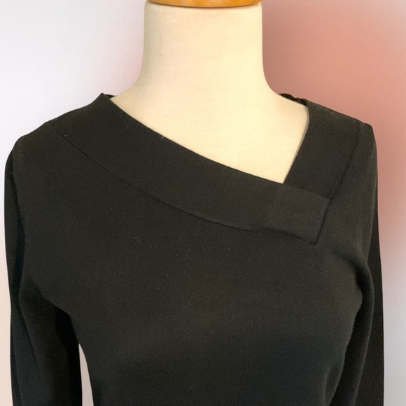 Cable & Gauge Black Asymmetrical V Neckline Fine Knit Sweater Tunic Size S - Picture 2 of 9